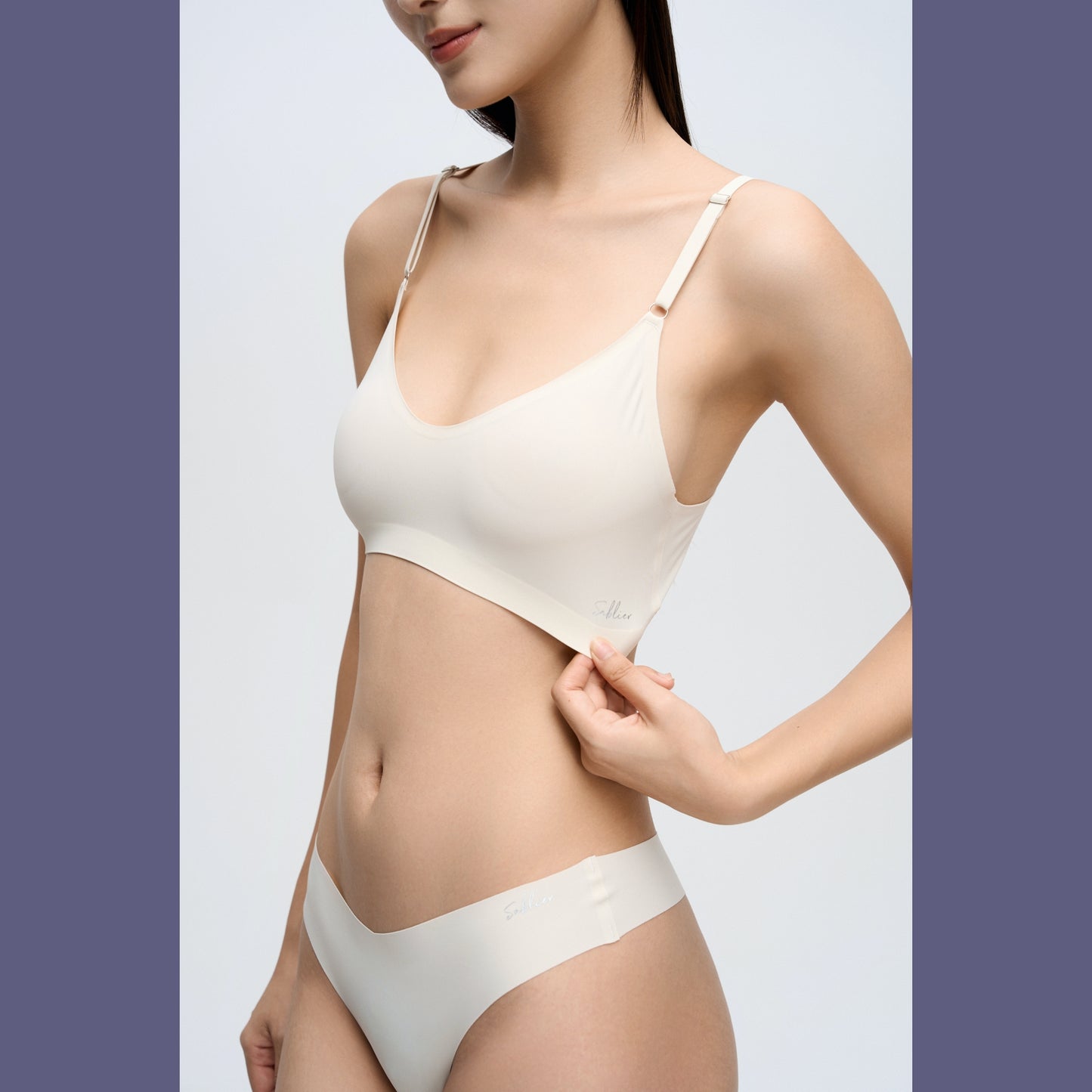 1+1: V-Neck Travel Bra Set with Silicone Breathable Nipple Cover - Ivory