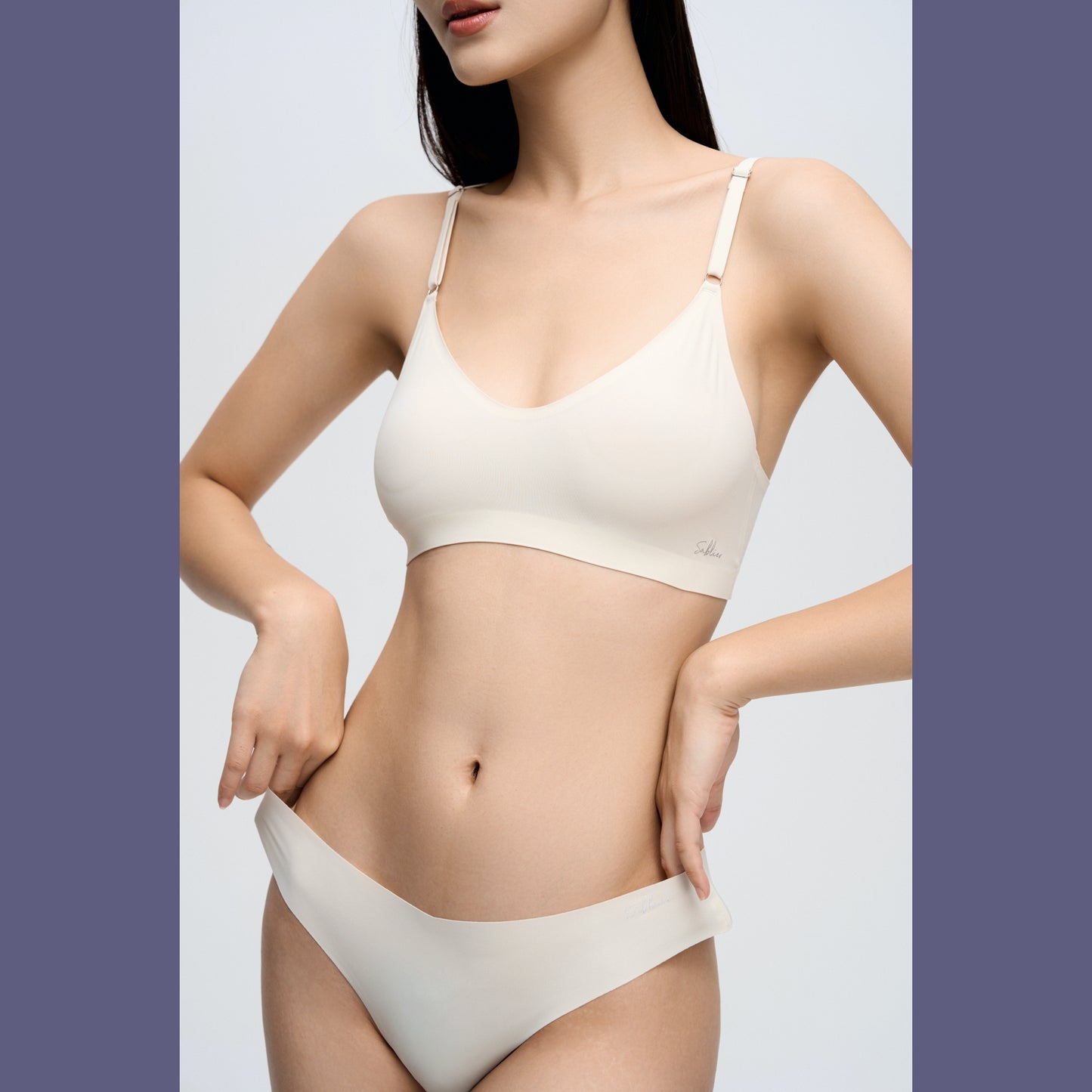 1+1: V-Neck Travel Bra Set with Silicone Breathable Nipple Cover - Ivory