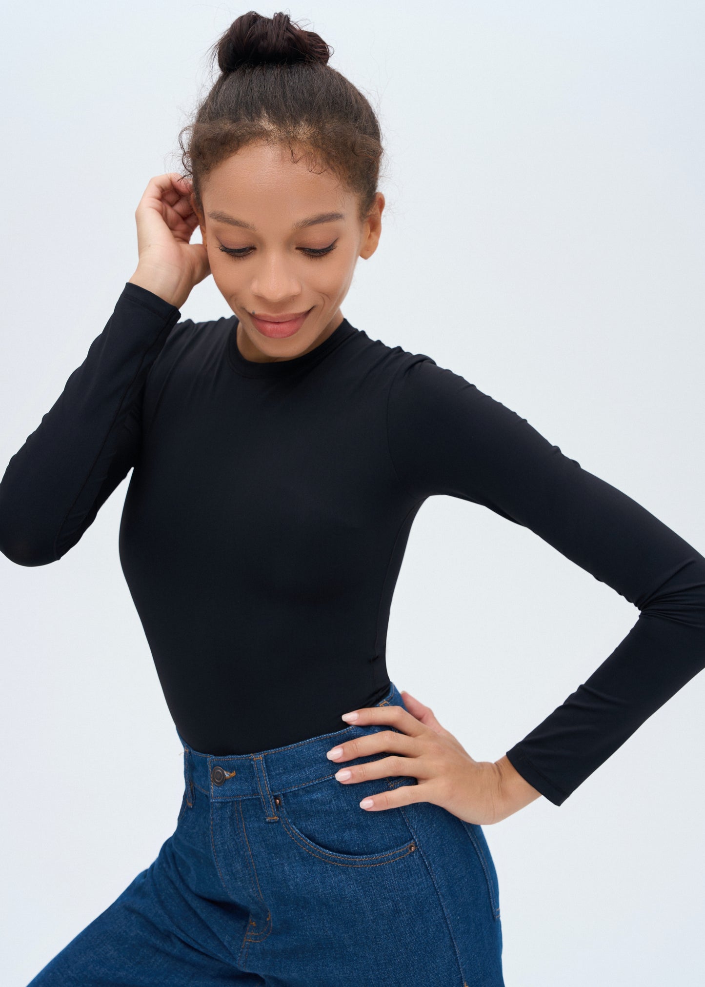 LONG SLEEVE CREW NECK BODYSUIT - BLACK