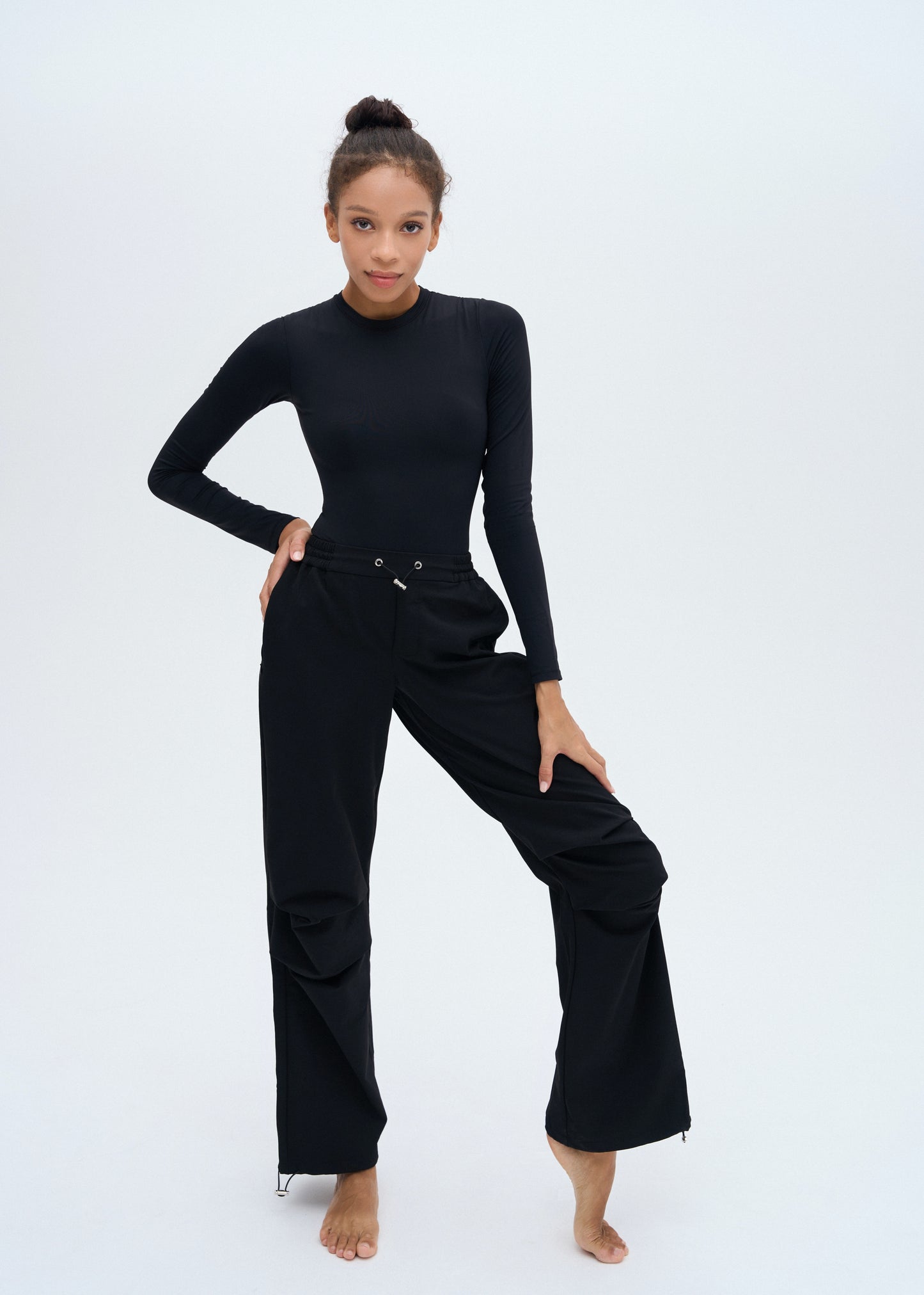 LONG SLEEVE CREW NECK BODYSUIT - BLACK